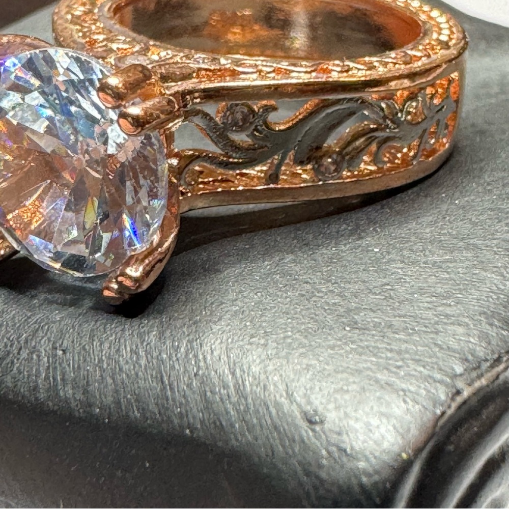 NWT Rose Gold Solitaire Band - Picture 9 of 16